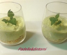 CHEESECAKE SALATA NEL BICCHIERE