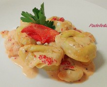 TORTELLI DI SPIGOLA CON ASTICE E CREMA AL SEDANO.