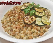 FREGOLA CON PESTO DI FINOCCHIETTO , BOTTARGA E ZUCCHINE FRITTE