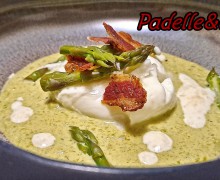 CREMA DI ASPARAGI E PARMIGIANO CON UOVO POCHE’