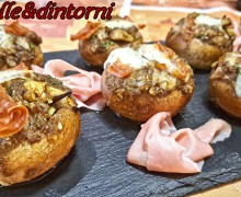 CHAMPIGNON FARCITI CON MORTADELLA E PROVOLA