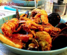 CACCIUCCO ALLA LIVORNESE ( Da una ricetta di mia madre quando lavorava nella Trattoria da Galileo) CACCIUCCO ALLA LIVORNESE ( Da una ricetta di mia madre quando lavorava nella Trattoria da Galileo)