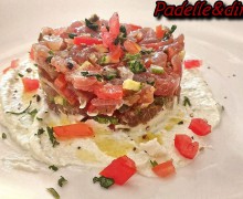 TARTARE DI TONNO CON CREMA DI BURRATA.