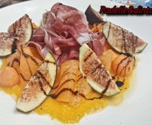 PROSCIUTTO E MELONE CON FICHI E RIDUZIONE AL BALSAMICO
